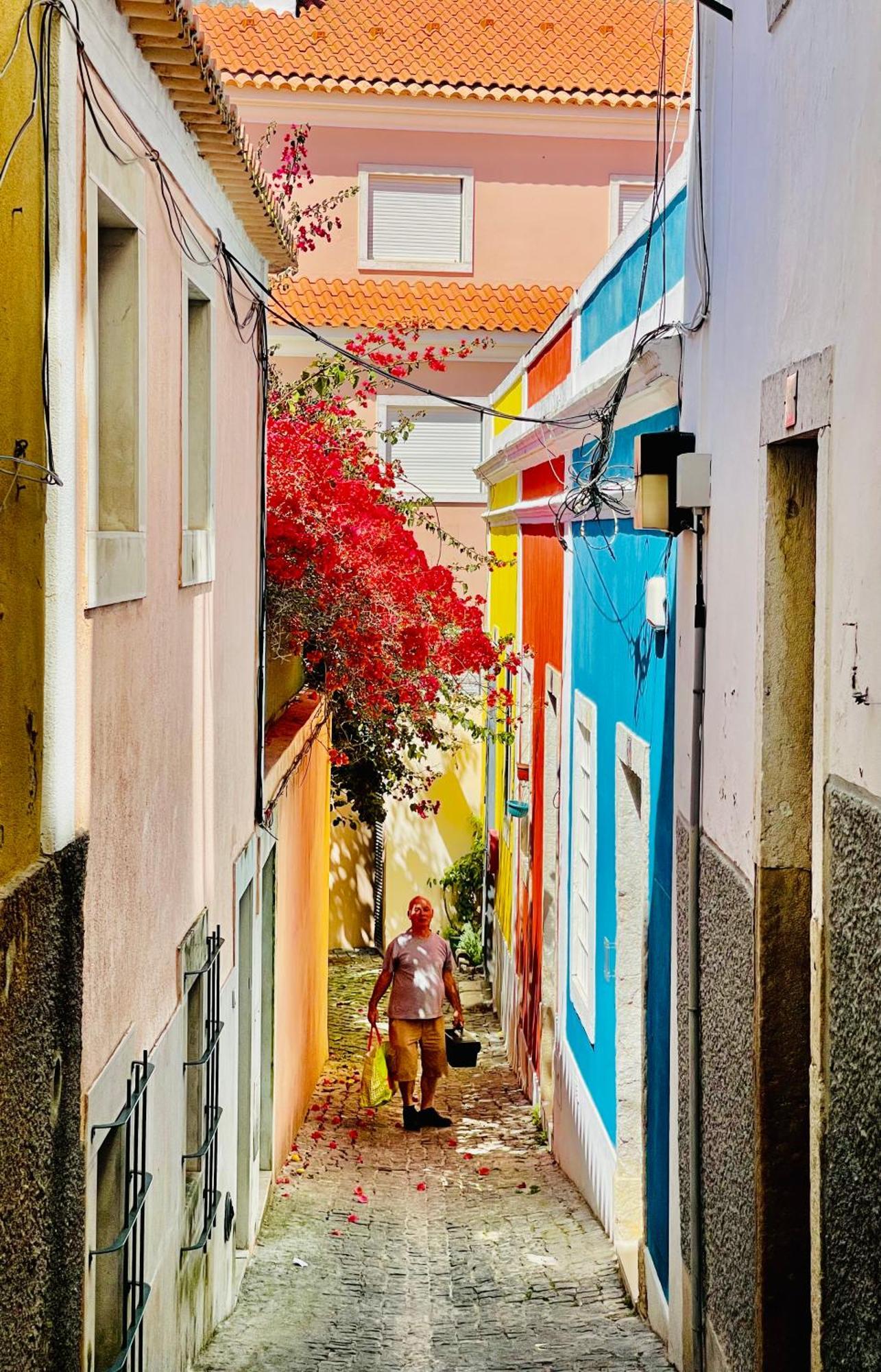 Paz 38 By Nook * Lisbon